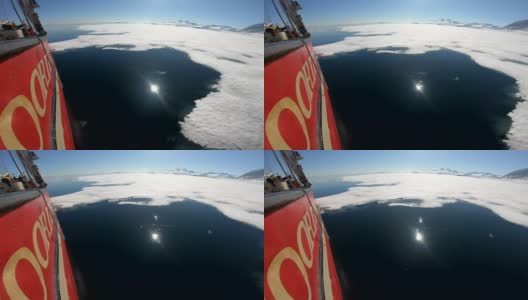 北极斯匹次卑尔根群岛北部斯瓦尔巴特群岛的一艘帆船被冻住了高清在线视频素材下载