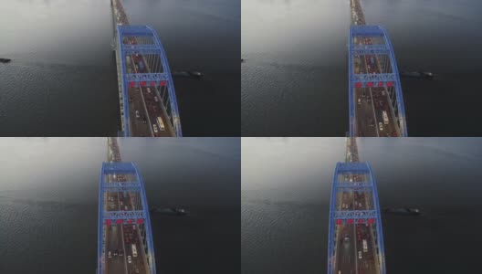 汽车通过桥到城市高清在线视频素材下载
