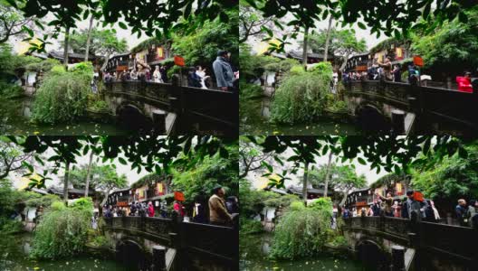 锦里古商业街是中国成都老街中最著名的旅游景点之一，这里充满了复古的中式气息。高清在线视频素材下载