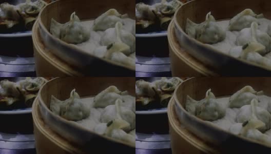 在蒸笼里蒸饺子高清在线视频素材下载