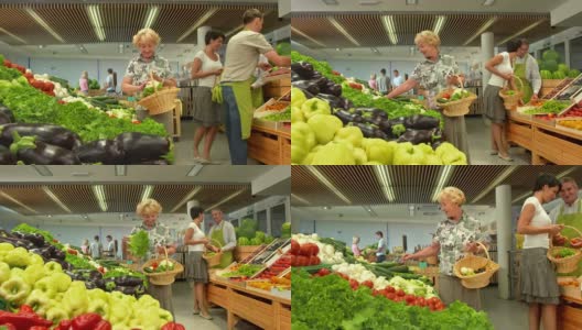 HD多莉:老年妇女在捡菜高清在线视频素材下载