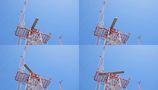 蓝天上的传输塔高清在线视频素材下载