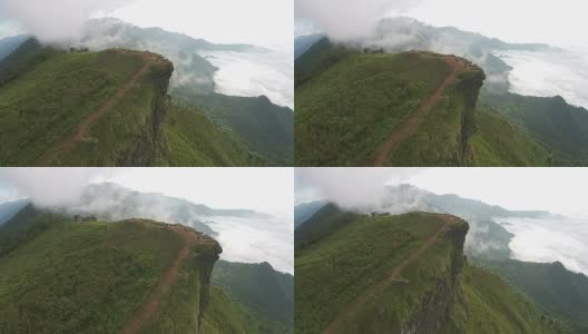 森林山与移动俯视图在空中高清在线视频素材下载