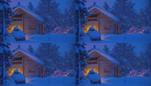 房子和汽车在黄昏森林和雪。UHD高清在线视频素材下载