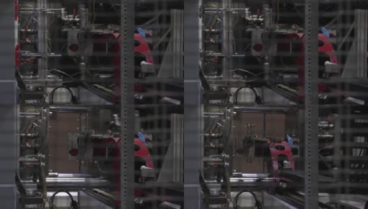 自动机器人制造塑料盖子高清在线视频素材下载
