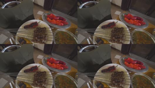 近距离观看地区加济安泰普食品。美味的土耳其美食高清在线视频素材下载