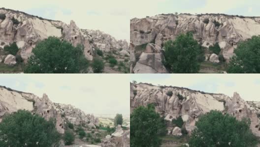 4 k。岩石中的城市全景。手持相机高清在线视频素材下载