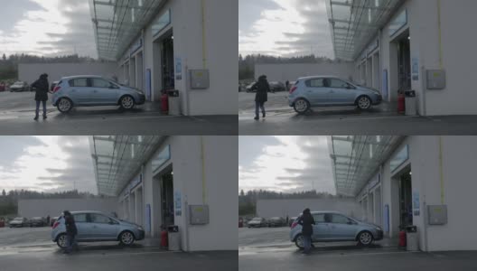 高清:外面的女人在洗车高清在线视频素材下载