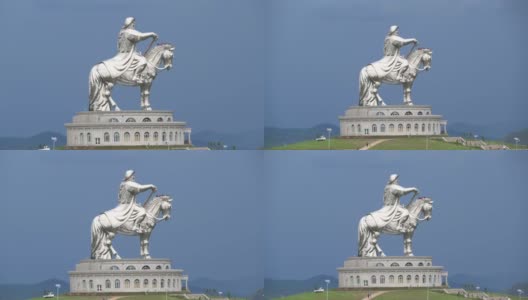 蒙古乌兰巴托大侠成吉思汗骑马像高清在线视频素材下载