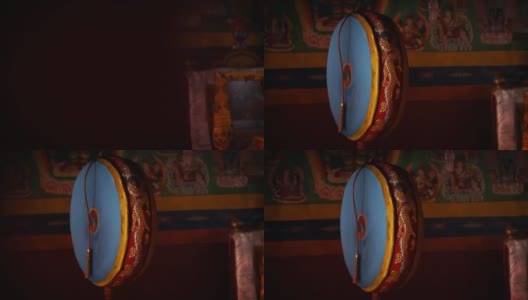 尼泊尔Mustang地区一座佛教寺庙内的鼓高清在线视频素材下载