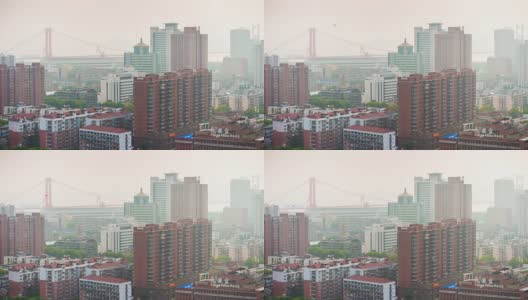 阳光明媚的一天武汉城市景观映梧州长江大桥屋顶观看4k时间流逝中国高清在线视频素材下载