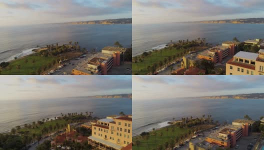 无人机俯瞰拉霍亚海岸和街道高清在线视频素材下载