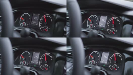 汽车仪表盘速度表转速表80公里每小时欧洲汽车高清在线视频素材下载
