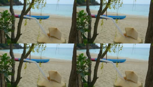 海滩上的新鲜椰子高清在线视频素材下载