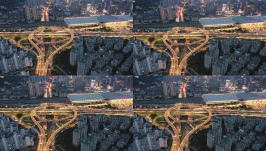 无人机鸟瞰城市立交桥高架道路夜景高清在线视频素材下载