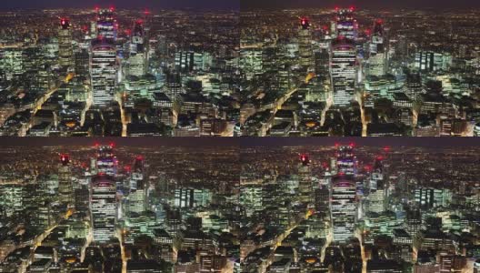 伦敦金融区夜间的高架景高清在线视频素材下载