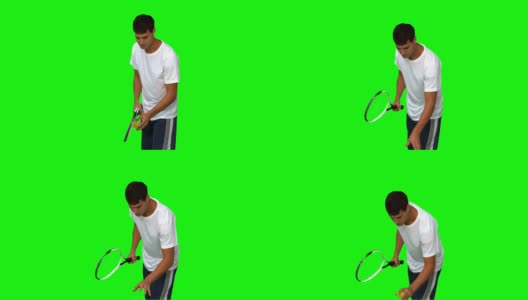 拿着网球和球拍的男人高清在线视频素材下载