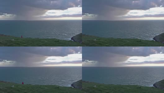 英国威尔士安格尔西岛上具有历史意义的南塔灯塔日落高清在线视频素材下载