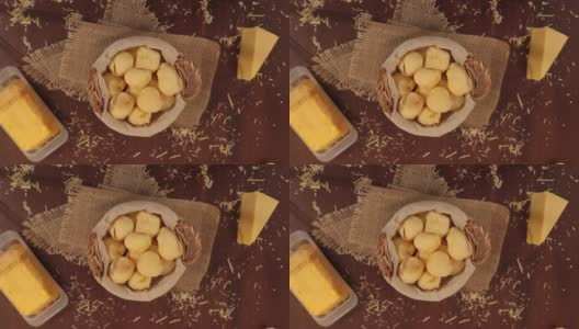 奶酪面包篮子和奶酪片高清在线视频素材下载