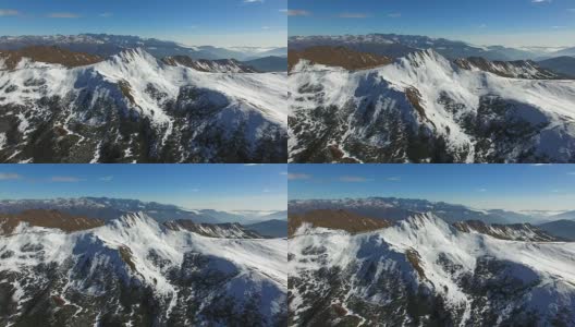 中国四川嘉锦雪山鸟瞰图，4k高清在线视频素材下载