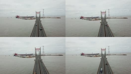 港口商贸城一座跨海大桥，鸟瞰图高清在线视频素材下载