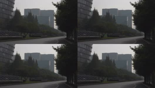 白天成都市中心交通街道全景4k中国高清在线视频素材下载