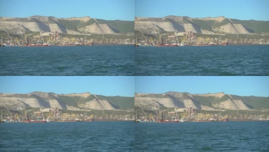 俄罗斯大型港口，货物和石油码头。船进了港口。高清在线视频素材下载