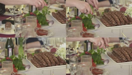 亚美尼亚卢拉烤肉和切碎的洋葱放在装饰大浅盘中高清在线视频素材下载