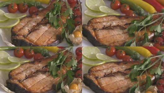 鲑鱼(拉丁语。Salmo salar)——一种鲑鱼(拉丁语)。鲑科)鲑鱼属的鱼。鲑科)地中海菜肴中的高清在线视频素材下载