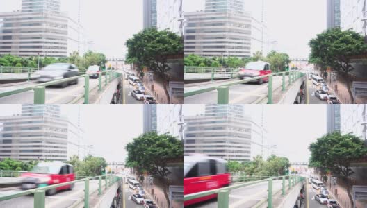 汽车和出租车在大桥高曝光大光圈上的慢动作高清在线视频素材下载