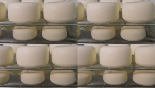 在木架子上提炼奶酪高清在线视频素材下载