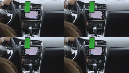 女孩开车时用了导航仪高清在线视频素材下载