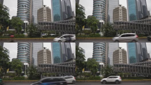雅加达市白天时间市区交通街道著名的现代步行桥慢镜头4k印尼全景高清在线视频素材下载