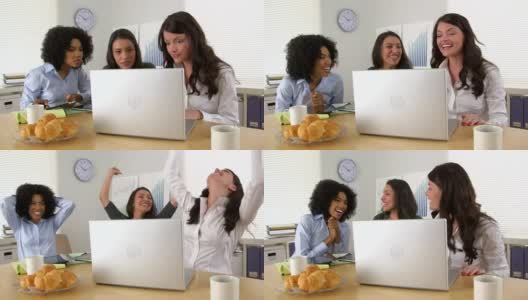 西班牙裔、非洲裔和白种人商业女性一起在电脑前工作高清在线视频素材下载