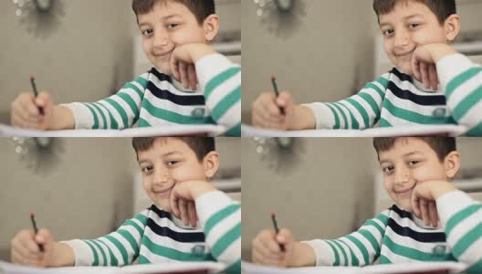 快乐的小男生做作业高清在线视频素材下载