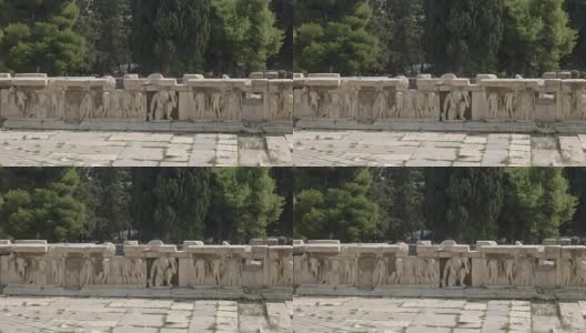 希腊雅典卫城狄俄尼索斯剧院的大理石浮雕高清在线视频素材下载