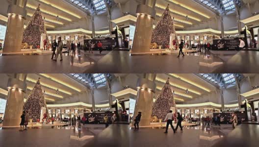 中国台北，圣诞节附近，顾客在台北101大楼购物高清在线视频素材下载