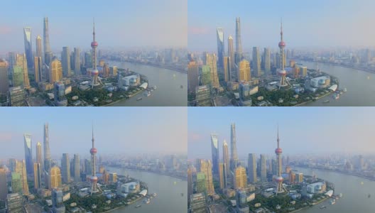 鸟瞰图，上海天际线和黄浦江高清在线视频素材下载