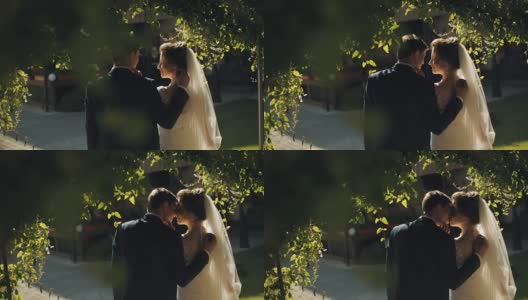 可爱的新婚夫妇正在接吻高清在线视频素材下载