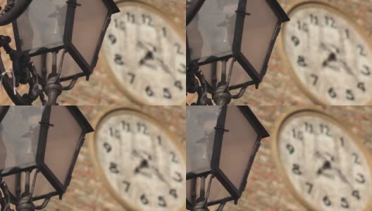 意大利古色古香的钟楼细节和灯光高清在线视频素材下载
