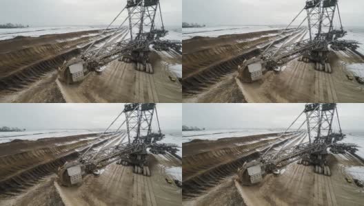 棕煤矿斗轮挖掘机高清在线视频素材下载
