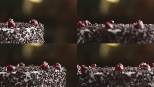 上面有樱桃的黑森林蛋糕高清在线视频素材下载