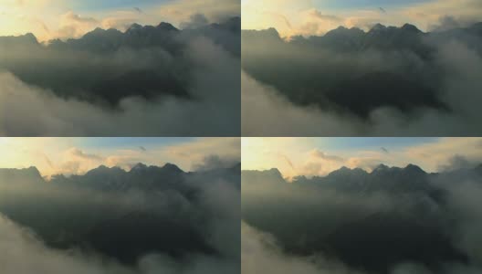 山峰在云中高清在线视频素材下载