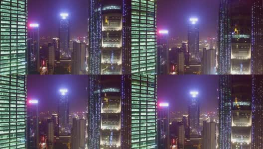 重庆夜间的现代建筑和城市景观。4 k高清在线视频素材下载