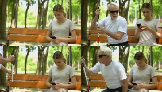 有视力障碍的老人坐在长凳附近生气和不高兴的女孩高清在线视频素材下载