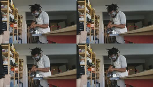 木匠用4k电锯切割金属高清在线视频素材下载