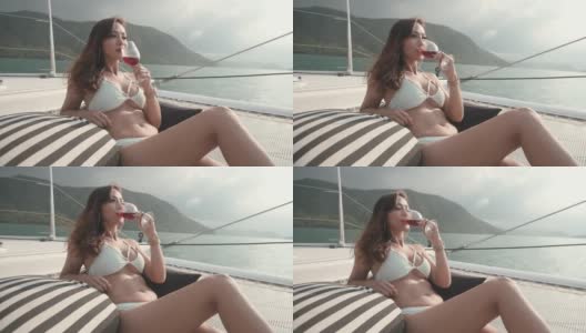 健康女人暑假在游艇上度假高清在线视频素材下载
