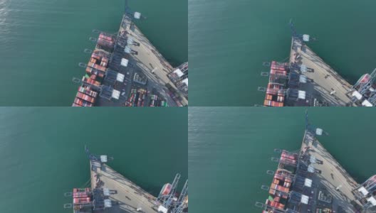 中国深圳盐田国际集装箱码头的航拍镜头高清在线视频素材下载