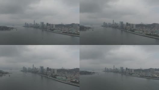 下雨天的海滨城市风光高清在线视频素材下载