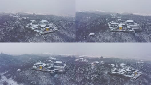 吉林雪山上的寺庙高清在线视频素材下载